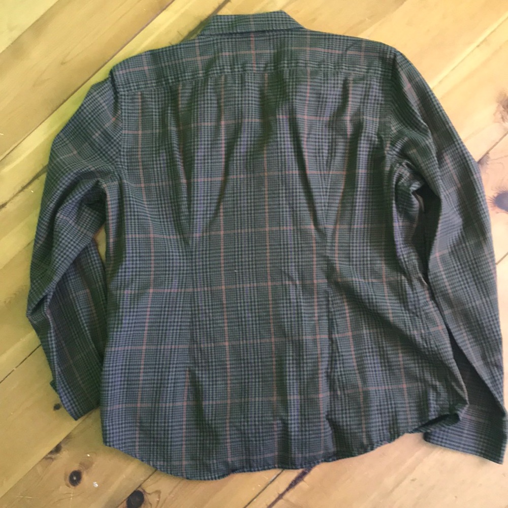 Button down top - Picture 4 of 4